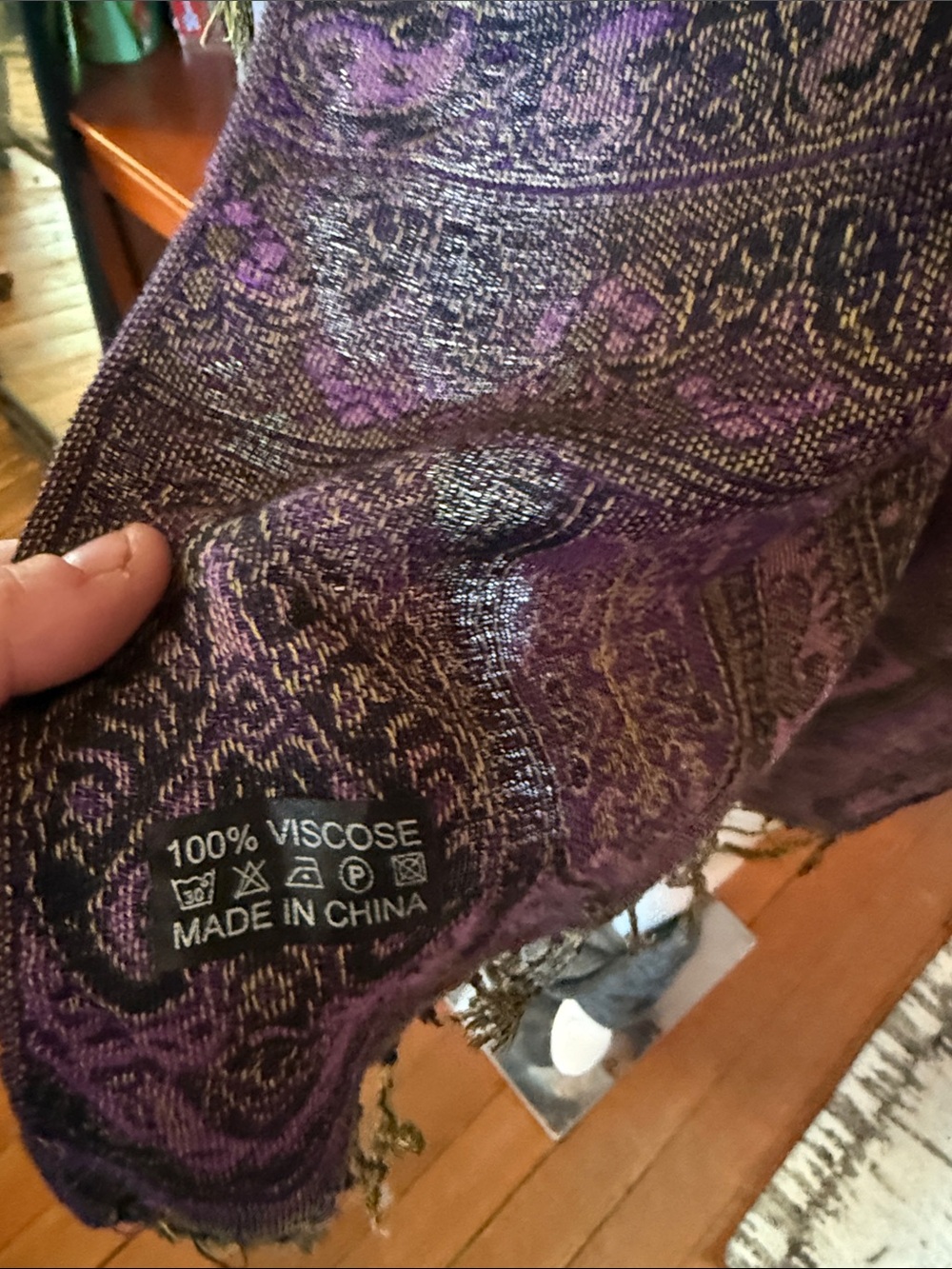 Purple 'Paris' Woven Scarf Shawl long and thick made of viscose - Picture 3 of 4